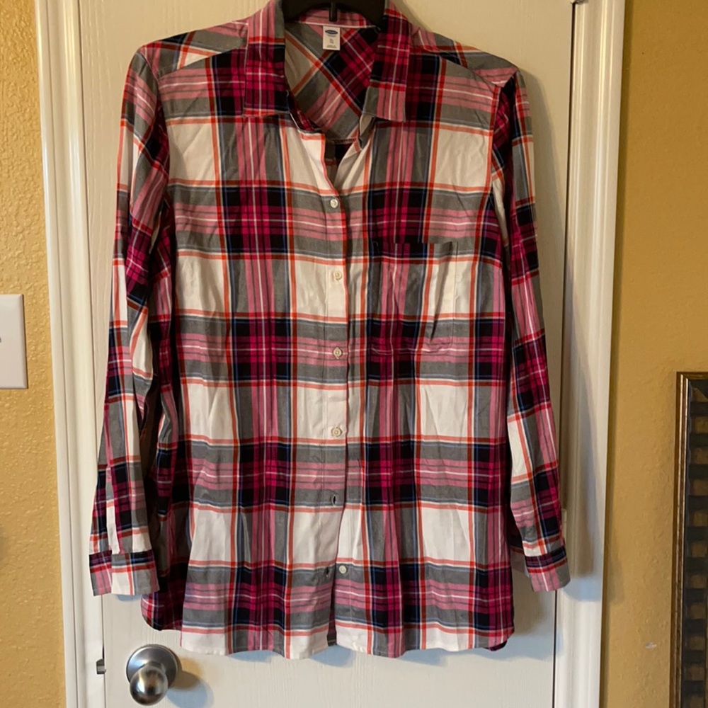 Women’s button down shirt